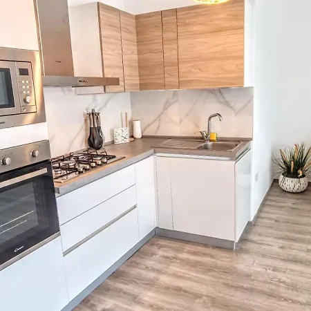 Adriatic Getaway Apartament *